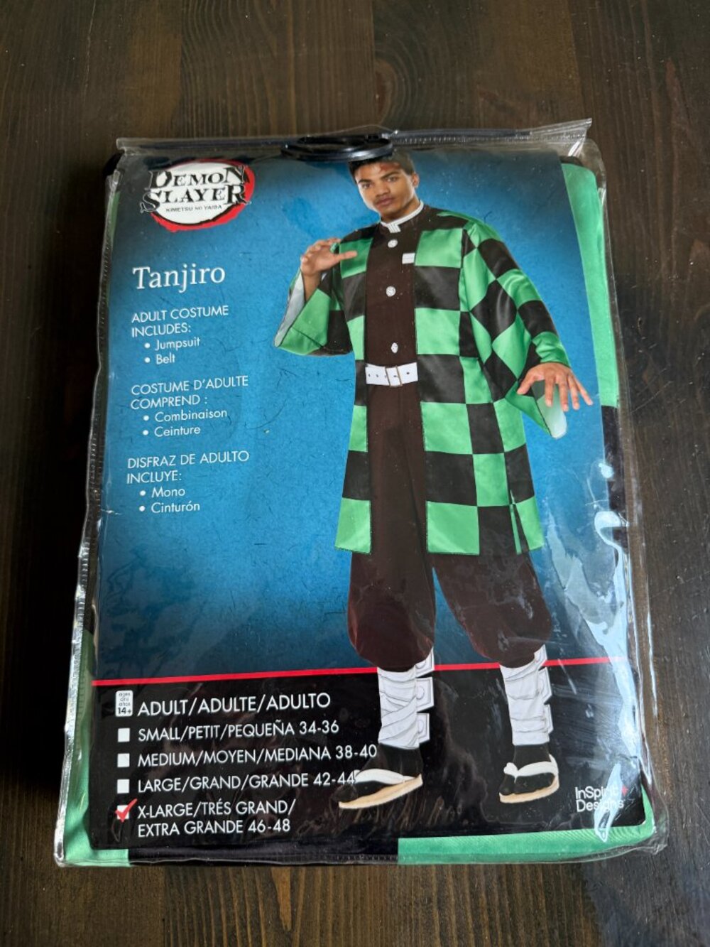 Demon Slayer: TANJIRO Kimetsu No Yaiba Kimonos Costume Cosplay ADULT XL